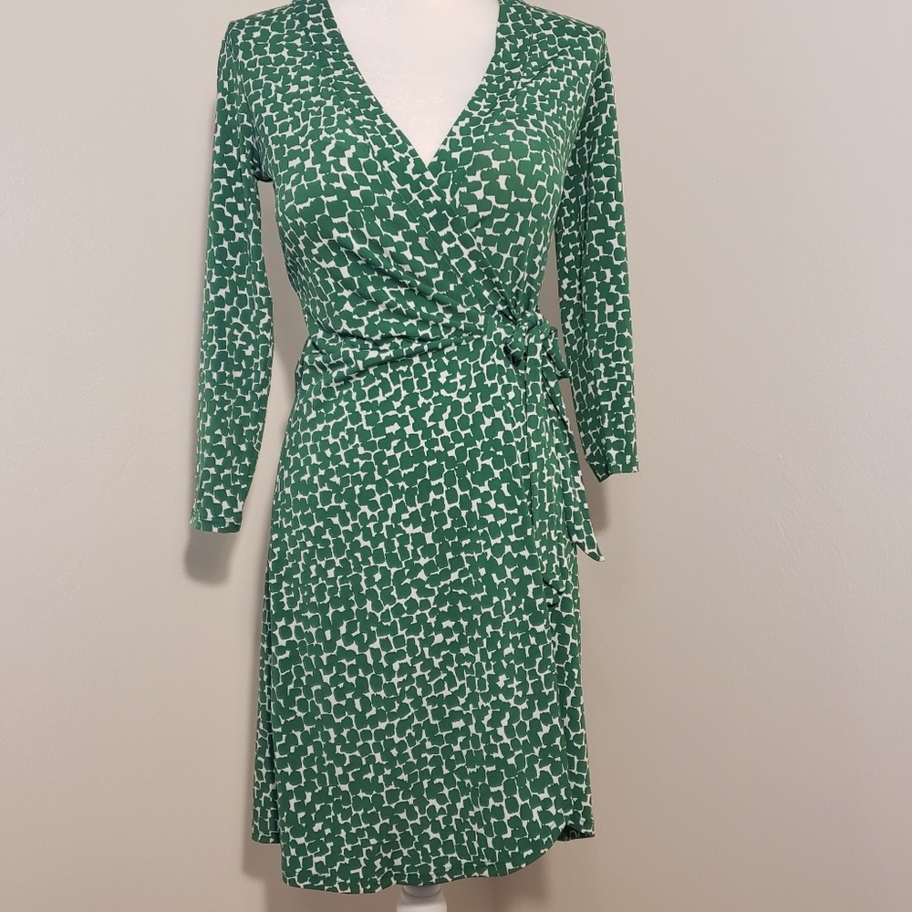 NWT BCBGMAXAZRIA XS Green Wrap Dress